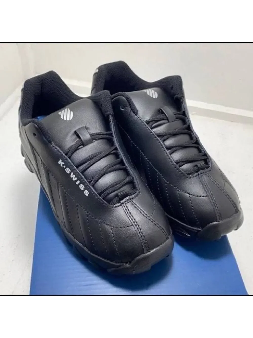 NIB K-Swiss Classic Low Boys Sneakers Leather Black Athletic Shoes⁠ Sz 6-2